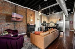 The Manhattan | Hot Tub, Fire Pit, Grill & Chill - Image 2