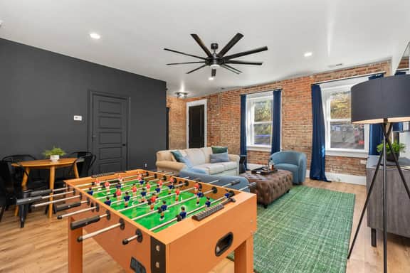 Stable #3 ~ Mini Golf, Foosball, BBQ, Fire Pits - Image 5