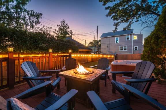The Reserve | Hot Tub, Games, Fire Pit, Steps To Fun - Image 4