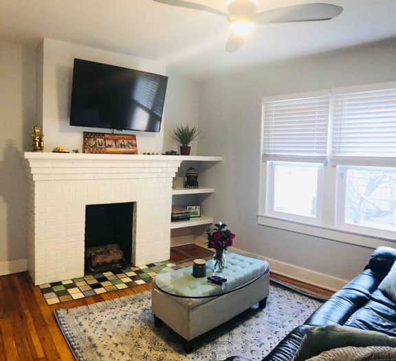 Charming home with hot tub and pet friendly! - Image 3